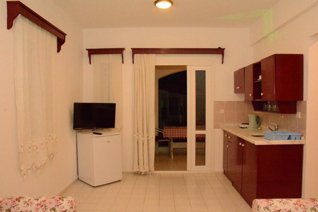 Villa Nergis Bitez Exterior photo