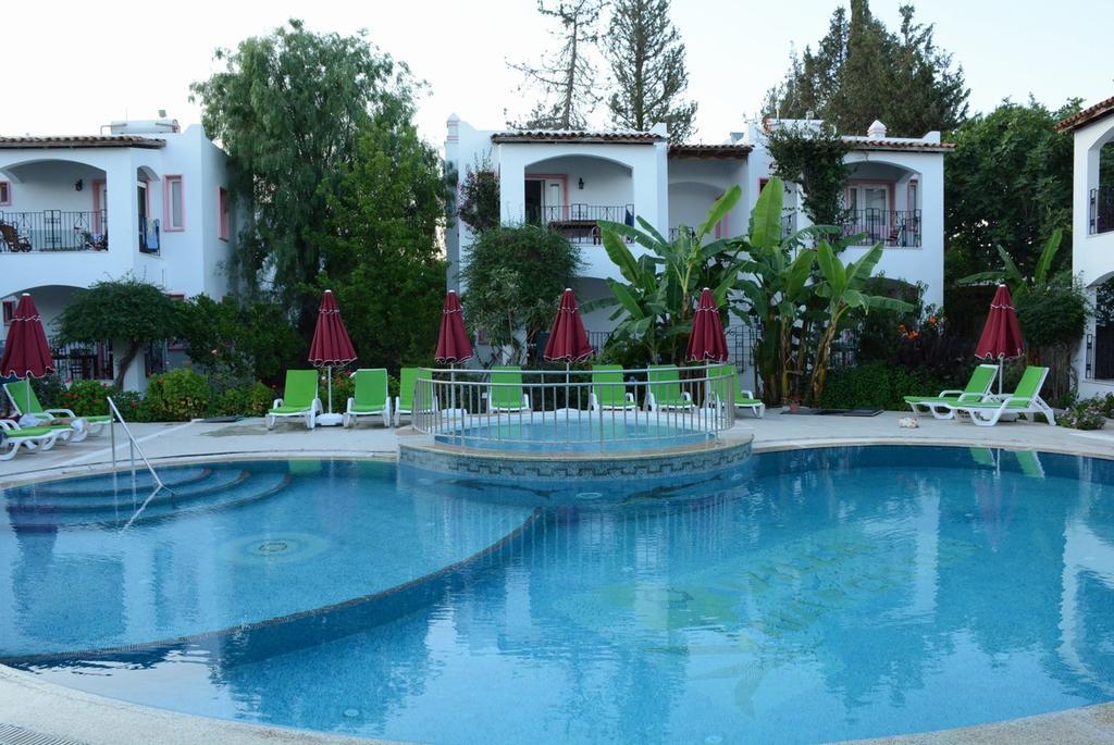 Villa Nergis Bitez Exterior photo